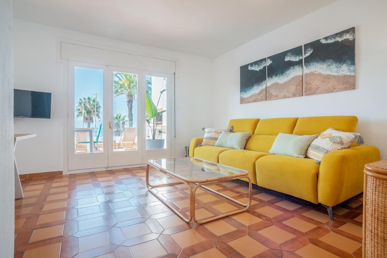 Beach House Cambrils Apartamento En Primera Linea De Playa Eksteriør billede
